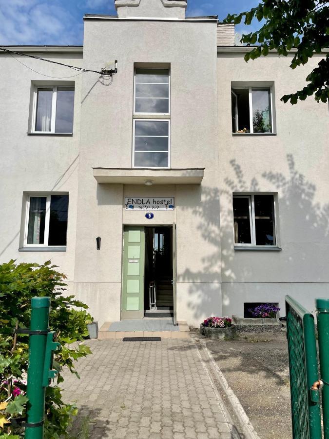 Endla Hostel Ja Apartamendid Хаапсалу Экстерьер фото