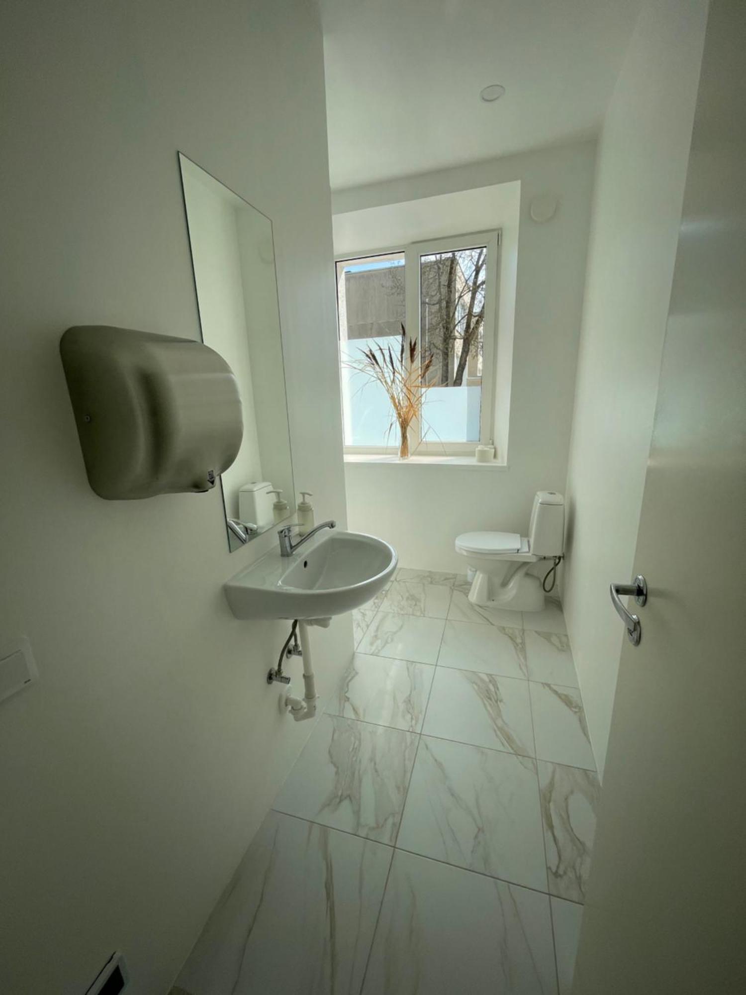 Endla Hostel Ja Apartamendid Хаапсалу Экстерьер фото