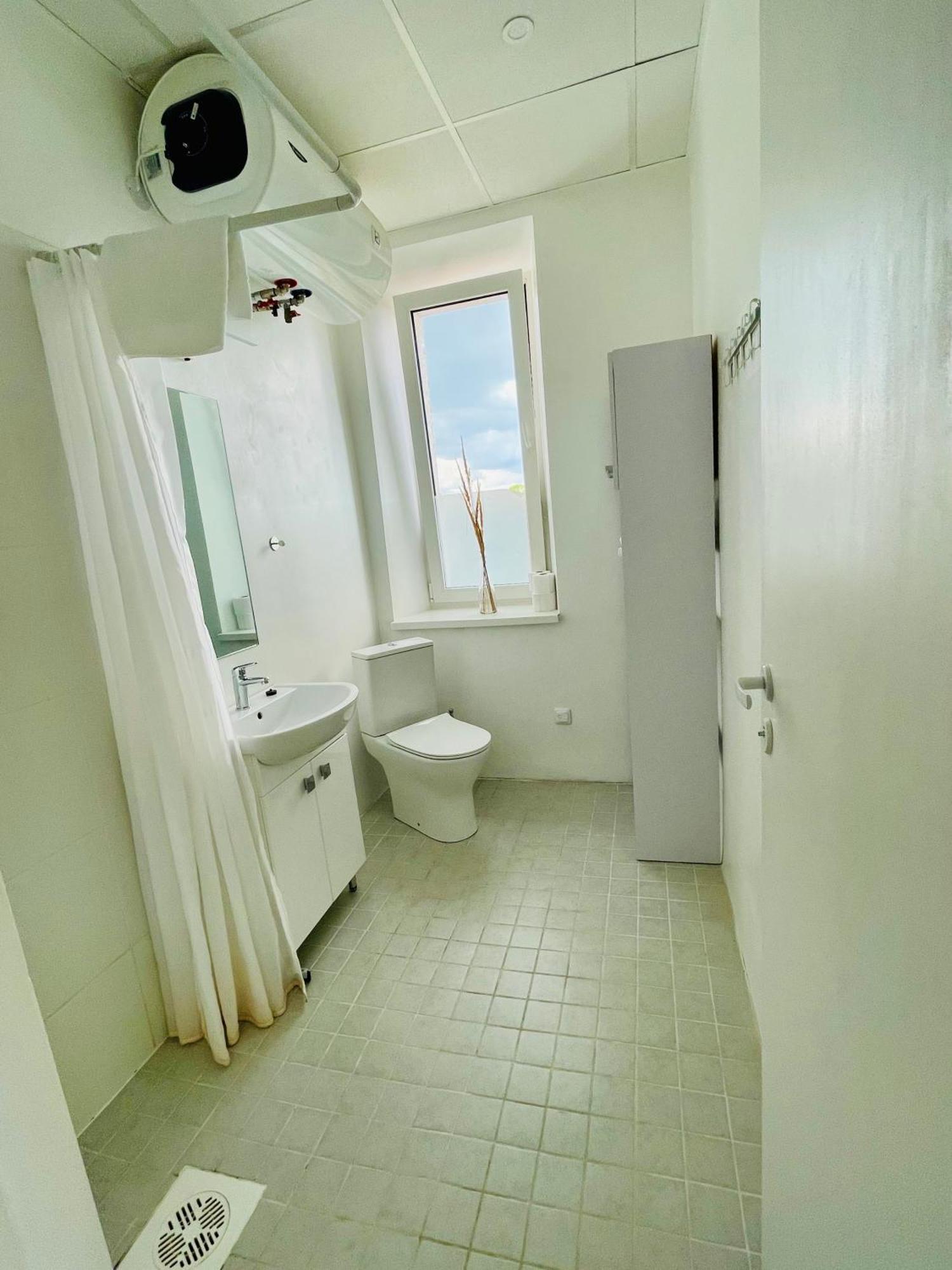 Endla Hostel Ja Apartamendid Хаапсалу Экстерьер фото