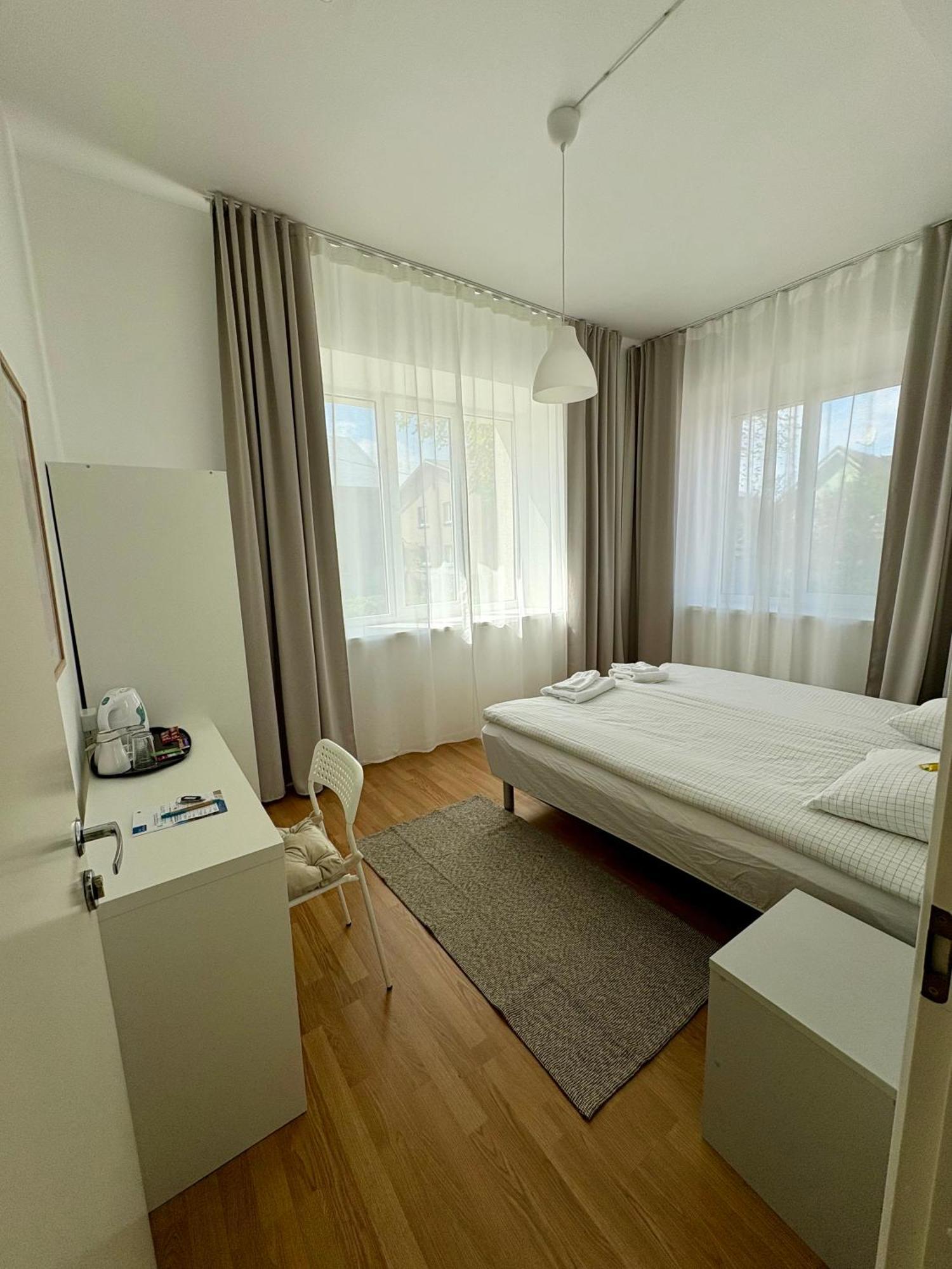 Endla Hostel Ja Apartamendid Хаапсалу Экстерьер фото